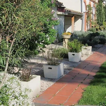 La Maison Bed & Breakfast 3*